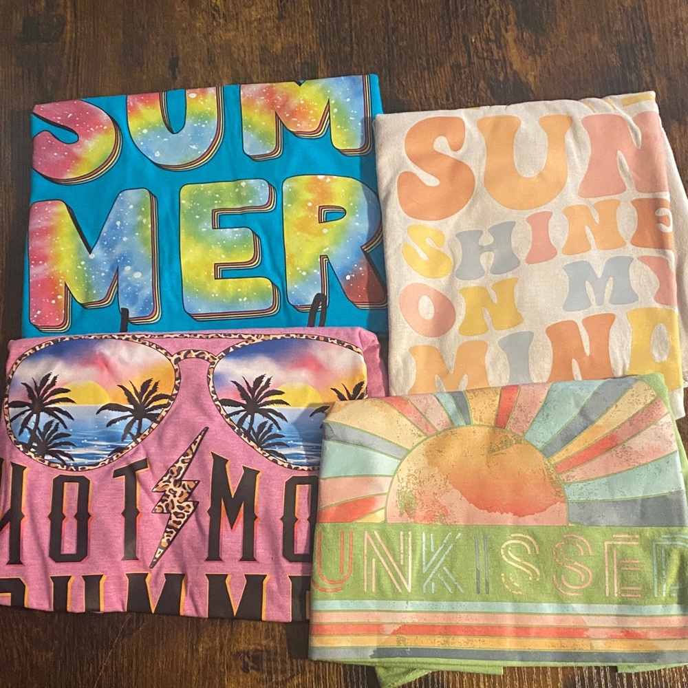 Graphic T-Shirts Set